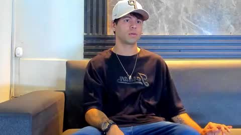 Aroon   online show from 01.11.26