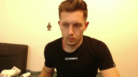 Snapshot of arromwilliam90 chatting on 01.19.25 arromwilliam90 online show from 01.19.25