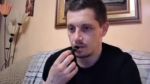 Snapshot of arromwilliam90 chatting on 05.25.26 arromwilliam90 online show from 05.25.26