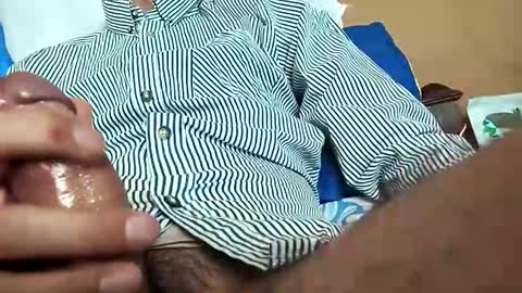 Snapshot of arrymarcelo30 chatting on 11.16.25 arrymarcelo30 online show from 11.16.25