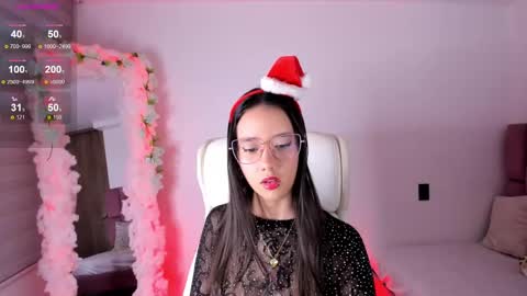 Snapshot of artbelia chatting on 12.30.24 Lia Rose online show from 12.30.24