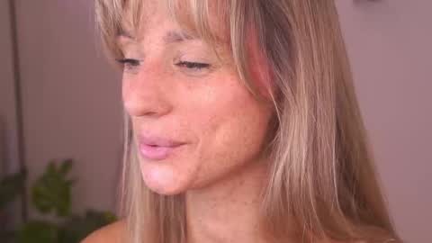 Snapshot of artease chatting on 09.13.25 Arti  Next Streams -  online show from 09.13.25