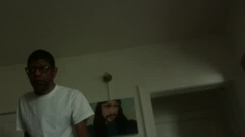 Snapshot of arteblazze chatting on 05.01.26 Arteblazze not daddy boy bitch or nigga online show from 05.01.26
