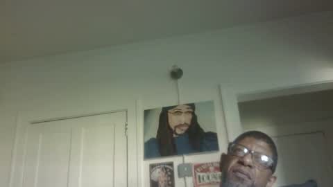 Snapshot of arteblazze chatting on 05.19.26 Arteblazze not daddy boy bitch or nigga online show from 05.19.26