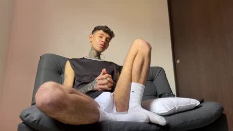   online show from 03.06.25