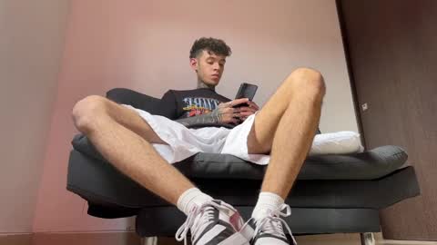   online show from 03.12.25