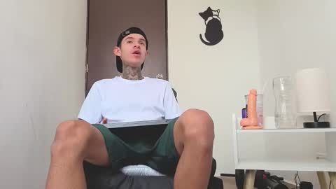   online show from 11.06.25