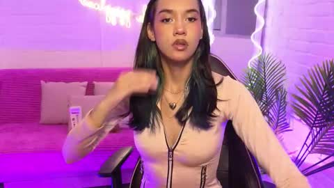 artemiss_tay online show from 12.04.25