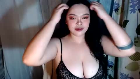 Snapshot of arthemist11 chatting on 06.15.26 monica online show from 06.15.26