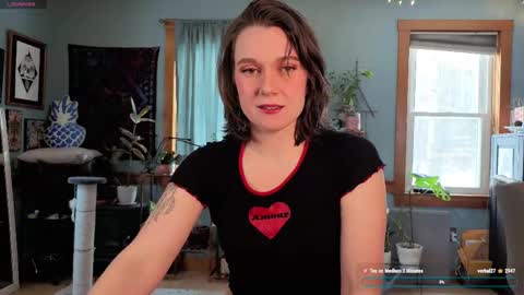 Snapshot of artiepaints chatting on 02.11.25 Artie Paints online show from 02.11.25