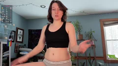 Snapshot of artiepaints chatting on 02.13.25 Artie Paints online show from 02.13.25