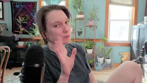 Snapshot of artiepaints chatting on 02.24.25 Artie Paints online show from 02.24.25