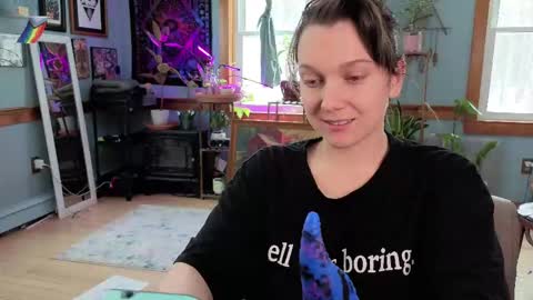 Snapshot of artiepaints chatting on 02.26.25 Artie Paints online show from 02.26.25