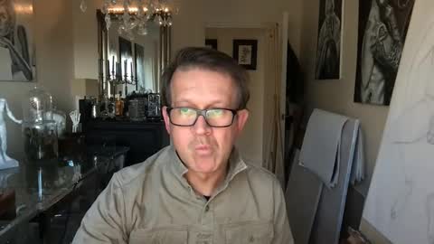 Snapshot of artisterotic chatting on 01.12.25 artisterotic online show from 01.12.25