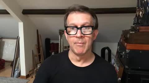 Snapshot of artisterotic chatting on 02.26.26 artisterotic online show from 02.26.26