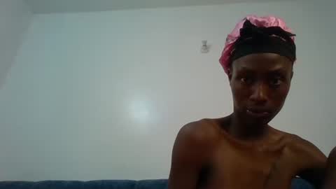 Snapshot of artmilk chatting on 02.18.26 artmilk online show from 02.18.26