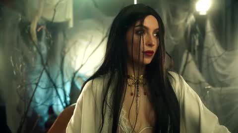 The ticket show has been postponed to Monday tomorrow. Sorry womens day online show from 11.09.25