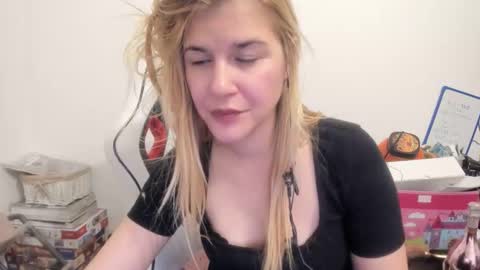 MIA online show from 10.31.25