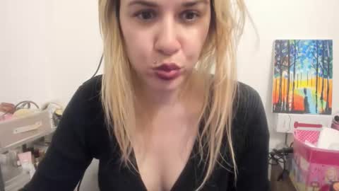 MIA online show from 11.09.25