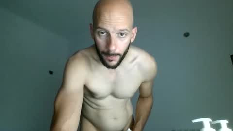 Snapshot of artur833 chatting on 06.10.26 artur833 online show from 06.10.26