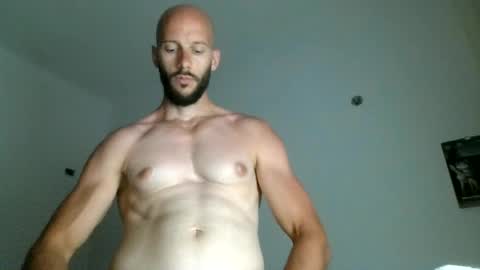 Snapshot of artur833 chatting on 06.14.26 artur833 online show from 06.14.26
