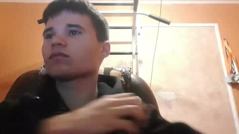 Snapshot of arvyn_ chatting on 04.19.26 Denis online show from 04.19.26