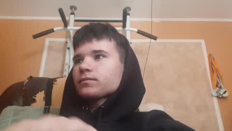 Snapshot of arvyn_ chatting on 04.22.26 Denis online show from 04.22.26