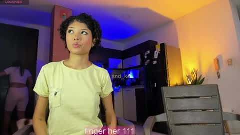 Ariana and Kelsieh online show from 04.17.26