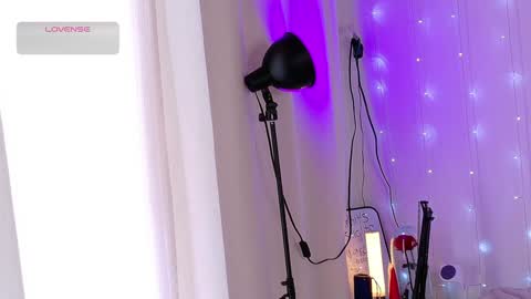 Arya Lovejoy online show from 01.21.25