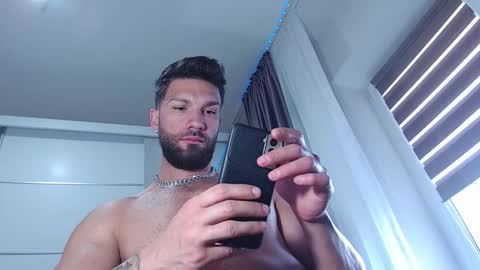 AryanAian1 online show from 11.17.25