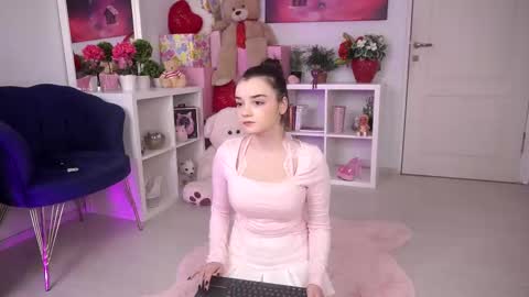 Snapshot of aryastarky chatting on 10.01.25 Aria online show from 10.01.25