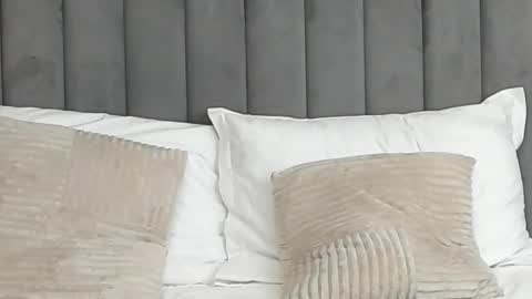 Snapshot of aryatessa chatting on 02.25.25 AryaTessa online show from 02.25.25