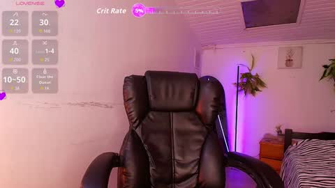 arye_lle online show from 10.23.25