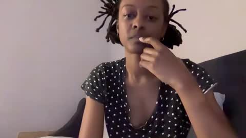 Snapshot of aryka3333 chatting on 04.13.26 Aryka online show from 04.13.26