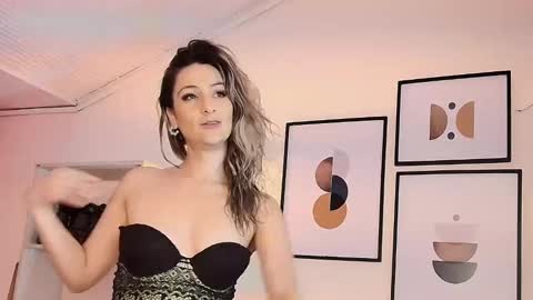 Snapshot of arytorres chatting on 03.04.25 Catalina online show from 03.04.25