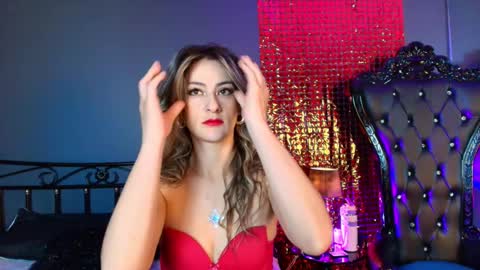 Snapshot of arytorres chatting on 10.12.25 Catalina online show from 10.12.25