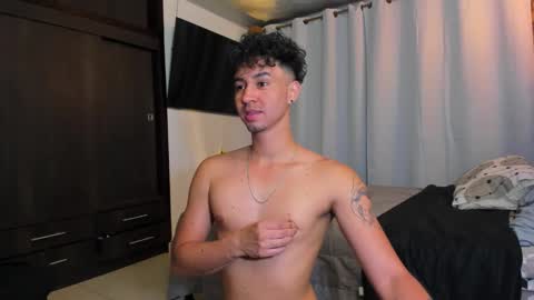 Snapshot of arzt_andy chatting on 02.26.26 andy online show from 02.26.26