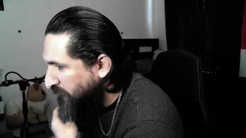 Snapshot of asanator101 chatting on 04.28.26 devilPup75 online show from 04.28.26