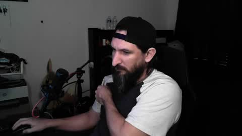 Snapshot of asanator101 chatting on 05.15.26 devilPup75 online show from 05.15.26