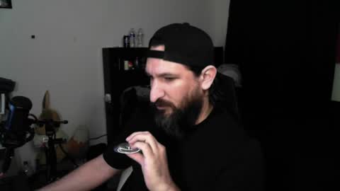 Snapshot of asanator101 chatting on 05.18.26 devilPup75 online show from 05.18.26