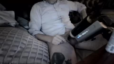 aschke online show from 10.25.25