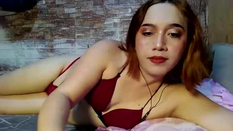 Snapshot of aseanpretty chatting on 11.11.25 Dont ask for any other payment method for show. I just accept tokens. online show from 11.11.25