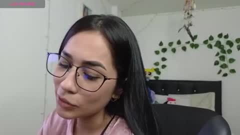 Snapshot of asenaesmee chatting on 11.27.25 Asena online show from 11.27.25