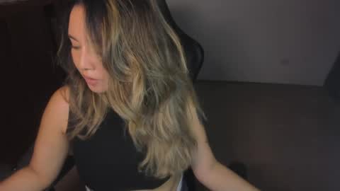 ash_smith1 online show from 04.11.26