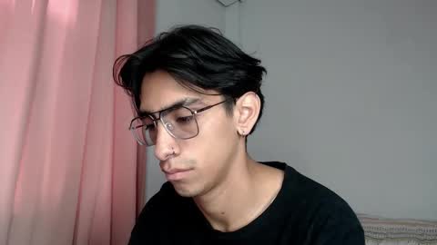 Ash online show from 11.11.25