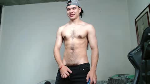 Snapshot of ash_wingrant chatting on 01.25.25 ash_wingrant online show from 01.25.25