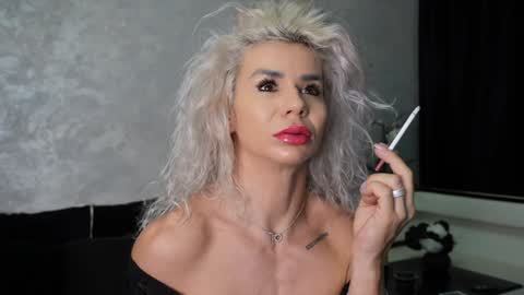 Snapshot of ashadevon_fit chatting on 01.07.25 Asha online show from 01.07.25