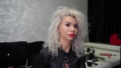 Snapshot of ashadevon_fit chatting on 01.07.25 Asha online show from 01.07.25