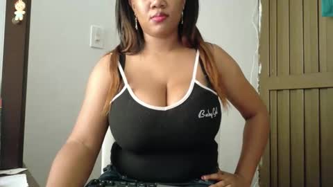 Snapshot of ashanty_1012 chatting on 02.27.26 ashanty_1012 online show from 02.27.26