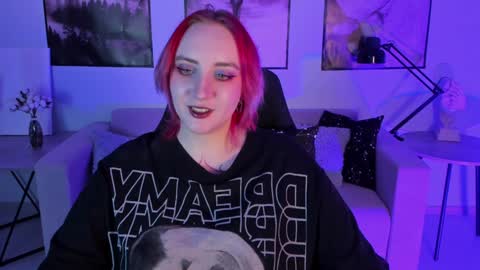 Snapshot of asheluck chatting on 01.16.25 AshleyAshe online show from 01.16.25
